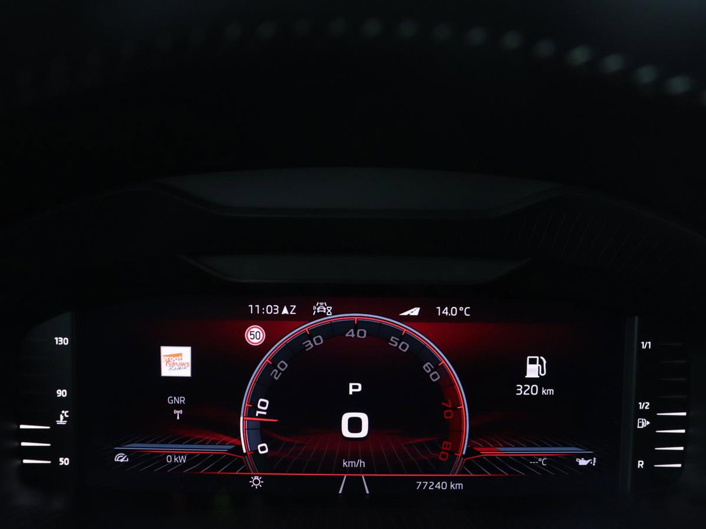 Škoda Kodiaq 1.5 TSI Sportline Business 7 Persoons | Stoelverwarming | Adaptive cruise | Alcantara | Matrix LED | Carplay | Keyless | Camera | Virtual Cockpit | Side Assist | Sfeerverlichting | Navigatie