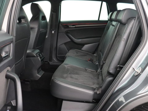 Škoda Kodiaq 1.5 TSI Sportline Business 7 Persoons | Stoelverwarming | Adaptive cruise | Alcantara | Matrix LED | Carplay | Keyless | Camera | Virtual Cockpit | Side Assist | Sfeerverlichting | Navigatie