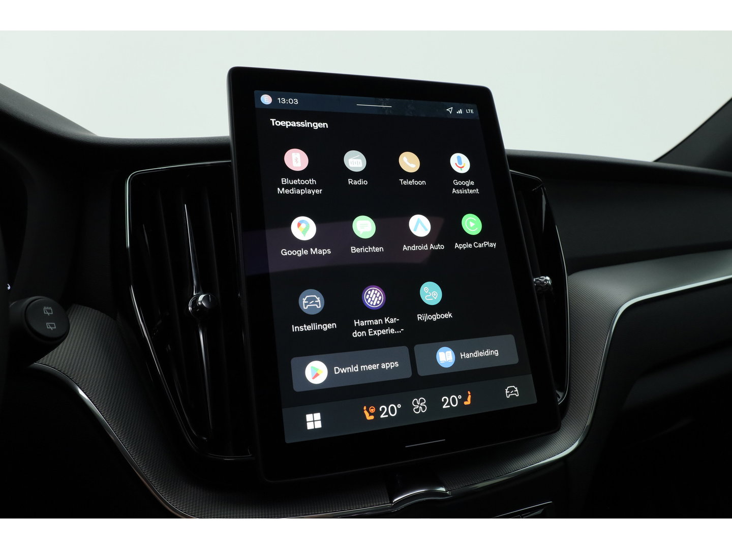 Volvo XC60 2.0 T8 Plug-in hybrid AWD Plus Black Edition | Pano | Head up | 360 Camera | Blis | Acc | H&K Audio | Mem stoelen |