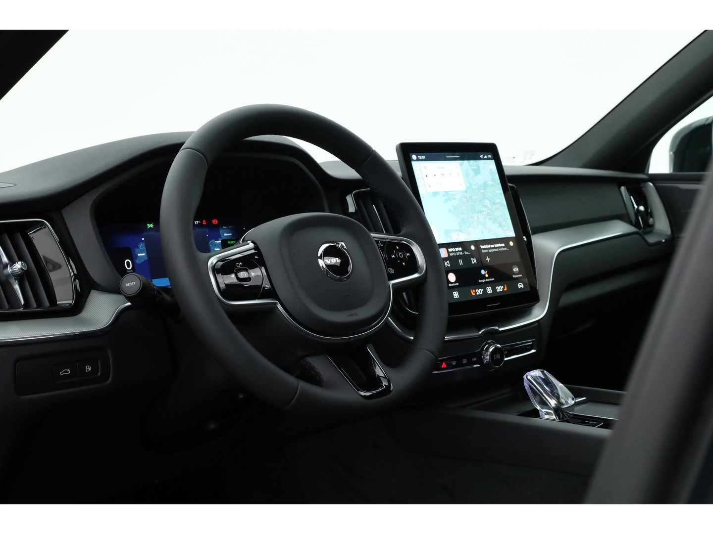 Volvo XC60 2.0 T8 Plug-in hybrid AWD Plus Black Edition | Pano | Head up | 360 Camera | Blis | Acc | H&K Audio | Mem stoelen |