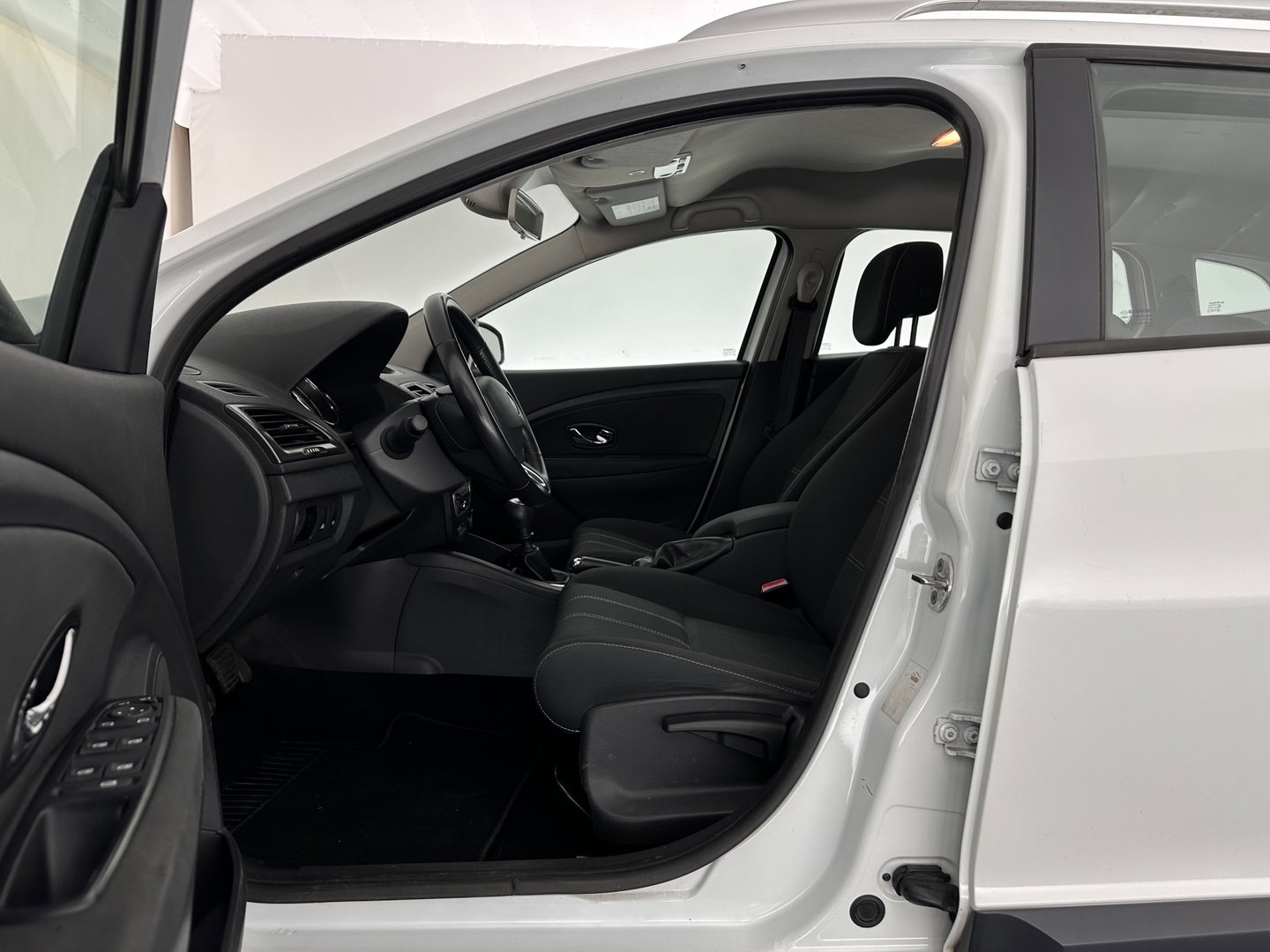 Renault Mégane Estate 1.5 dCi Expression *NAVI-FULLMAP | AIRCO | CRUISE | PDC | TOWBAR*