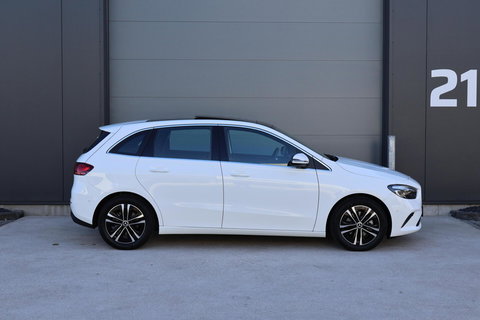 Mercedes-Benz B-Klasse 200 Luxury Line / Panoramadak / Stuurwielverwarming / Stoelverwarming