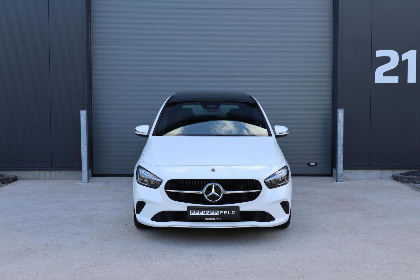 Mercedes-Benz B-Klasse 200 Luxury Line / Panoramadak / Stuurwielverwarming / Stoelverwarming