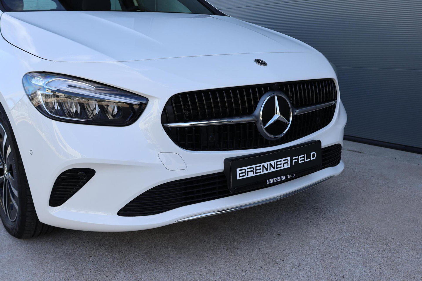 Mercedes-Benz B-Klasse 200 Luxury Line / Panoramadak / Stuurwielverwarming / Stoelverwarming