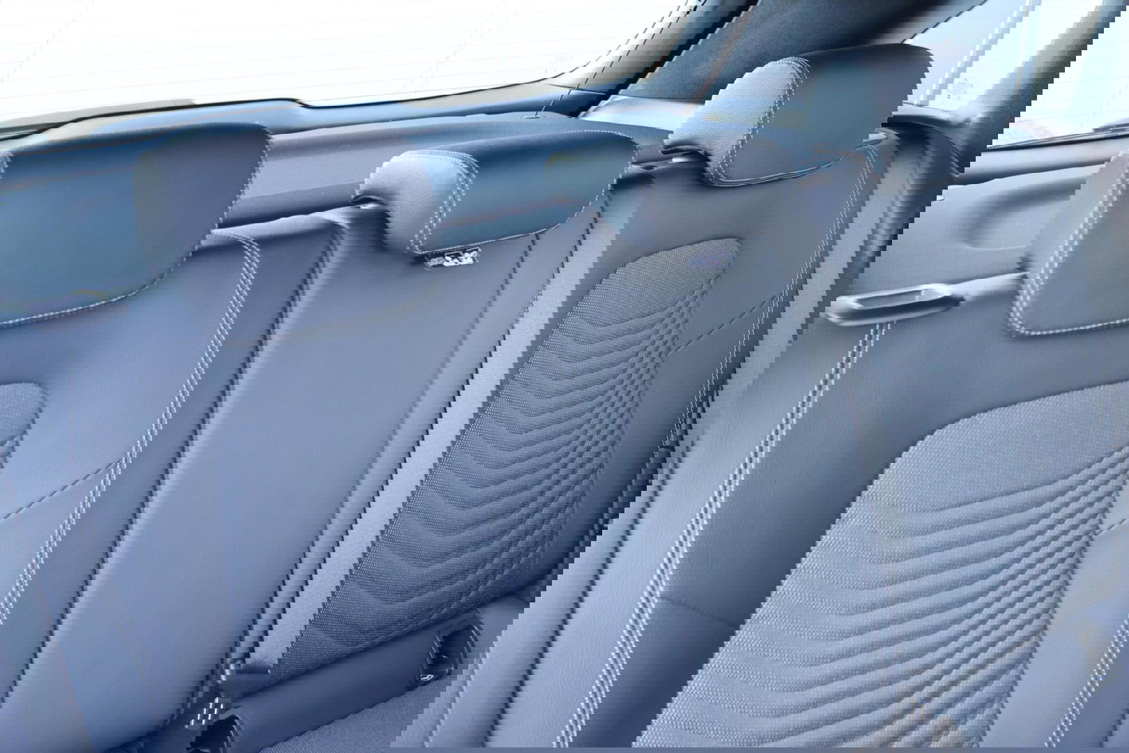 Mercedes-Benz B-Klasse 200 Luxury Line / Panoramadak / Stuurwielverwarming / Stoelverwarming