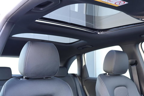 Mercedes-Benz B-Klasse 200 Luxury Line / Panoramadak / Stuurwielverwarming / Stoelverwarming