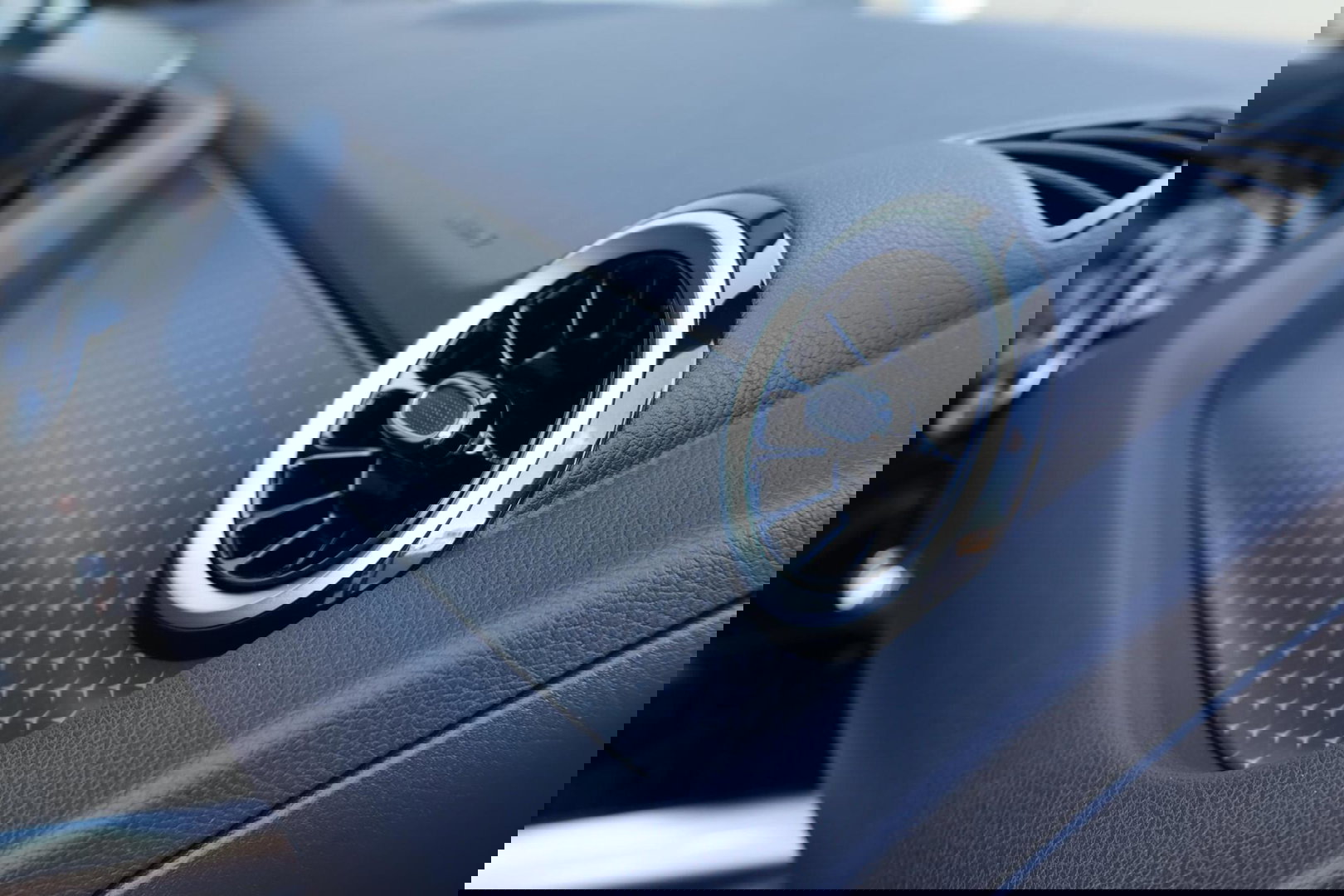 Mercedes-Benz B-Klasse 200 Luxury Line / Panoramadak / Stuurwielverwarming / Stoelverwarming