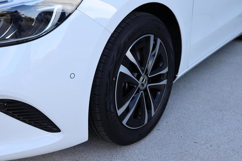 Mercedes-Benz B-Klasse 200 Luxury Line / Panoramadak / Stuurwielverwarming / Stoelverwarming