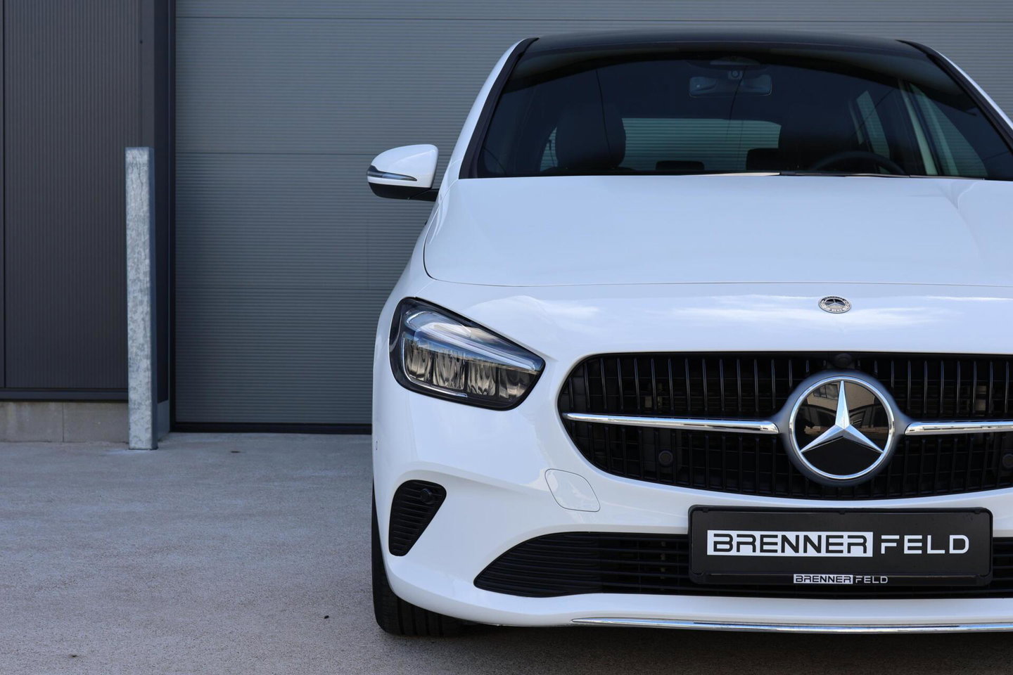 Mercedes-Benz B-Klasse 200 Luxury Line / Panoramadak / Stuurwielverwarming / Stoelverwarming