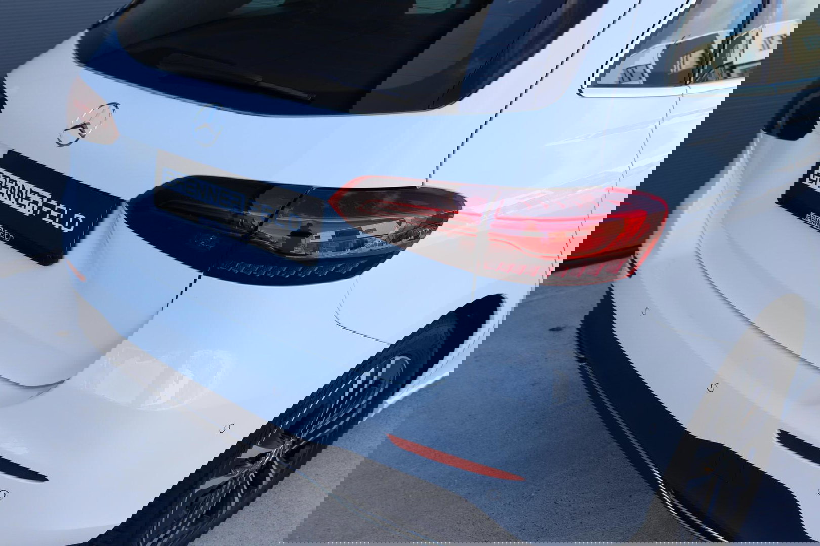 Mercedes-Benz B-Klasse 200 Luxury Line / Panoramadak / Stuurwielverwarming / Stoelverwarming