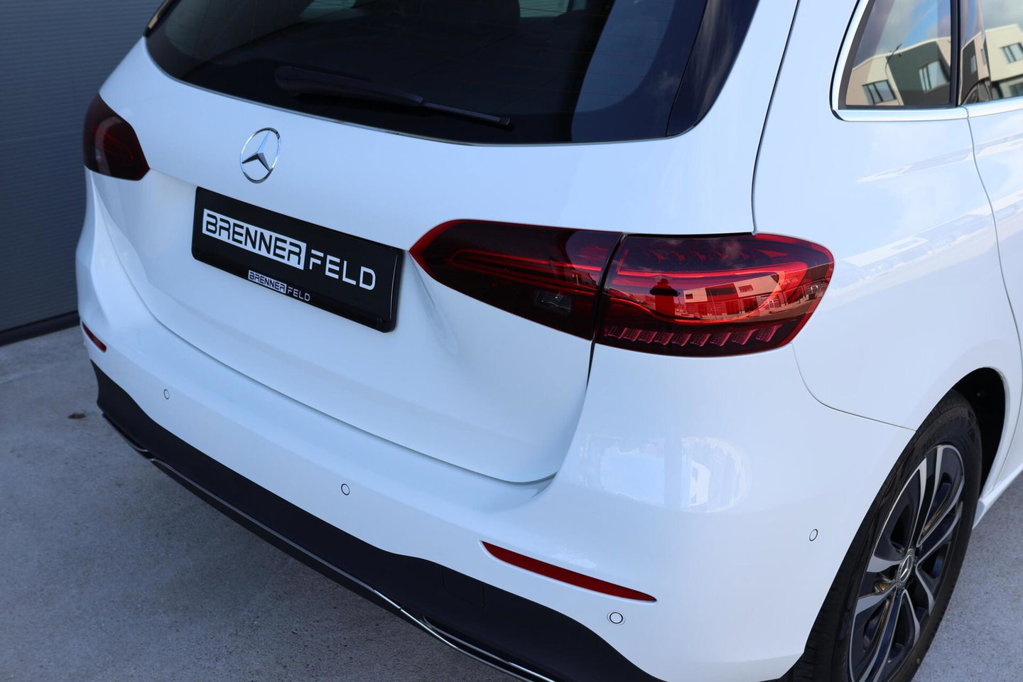 Mercedes-Benz B-Klasse 200 Luxury Line / Panoramadak / Stuurwielverwarming / Stoelverwarming