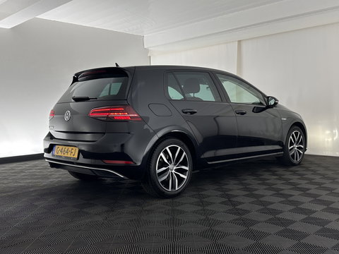 Volkswagen e-Golf (INCL-BTW) *HEATPUMP | LEATHER | ADAPTIVE-CRUISE | FULL-LED | DYNAUDIO | BLINDSPOT | DIGI-COCKPIT | NAVI-FULLMAP | CAMERA | KEYLESS | ECC | CCS-FASTLOADER | PDC | 17''ALU*