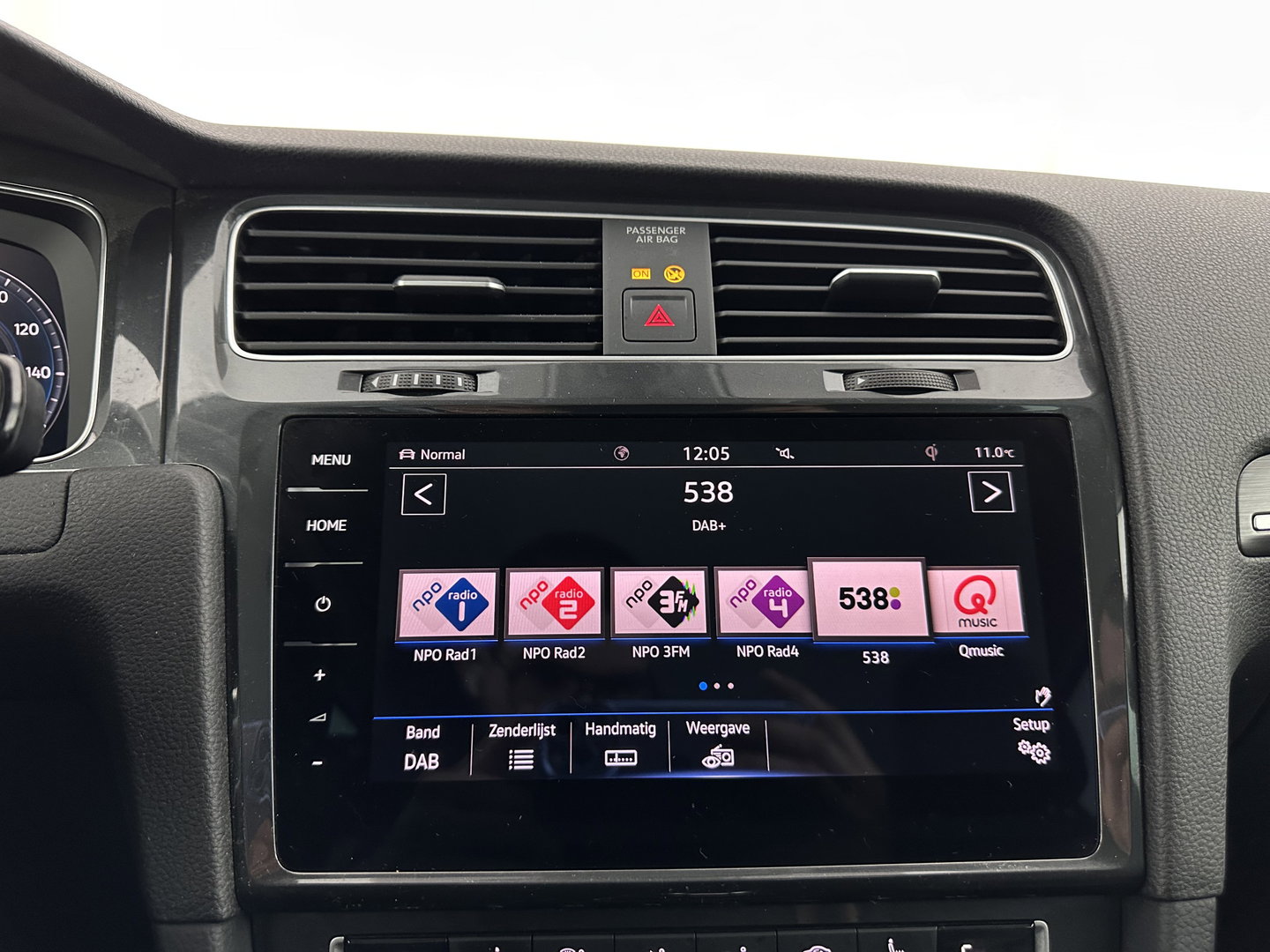 Volkswagen e-Golf (INCL-BTW) *HEATPUMP | LEATHER | ADAPTIVE-CRUISE | FULL-LED | DYNAUDIO | BLINDSPOT | DIGI-COCKPIT | NAVI-FULLMAP | CAMERA | KEYLESS | ECC | CCS-FASTLOADER | PDC | 17''ALU*