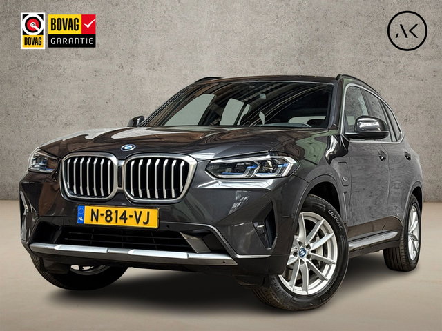 BMW X3 - xDrive30e Sport 293Pk Automaat (APPLE CARPLAY, GROOT NAVI, MEMORY SEATS, LASER KOPLAMPEN, BRUIN LEDER,  STOELVERWARMING, SFEERVERLICHTING, ZWART HEMEL, ELEK ACHTERKLEP, NIEUWSTAAT)