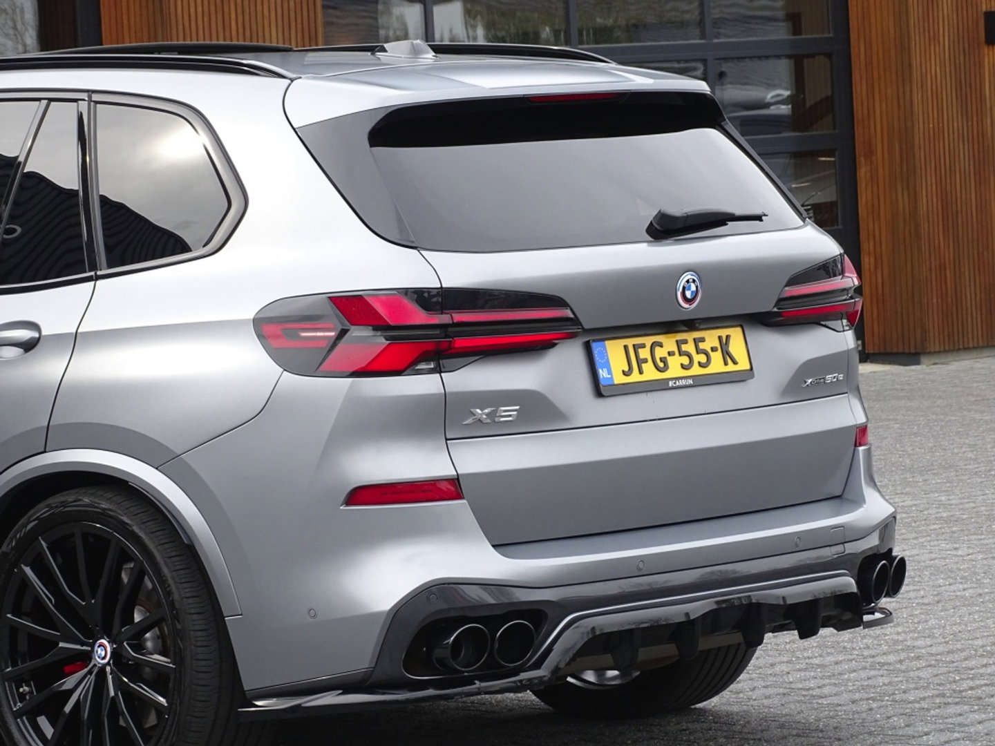 BMW X5 50e 490PK X-Drive M- Individual / Frozen Grey / Carbon