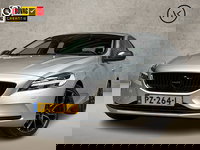 Volvo V40 - 2.0 T2 Nordic+ Sport (VIRTUAL COCKPIT, NAVIGATIE, CLIMATE, LEDER, STOELVERWARMING, SPORTSTOELEN, GETINT GLAS, CRUISE, NIEUWSTAAT)