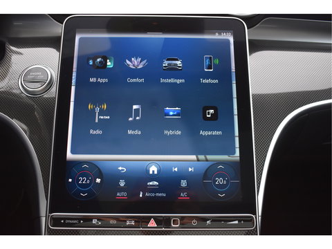 Mercedes-Benz C-Klasse 300 e AMG Line 313 pk | NL-Auto | Trekhaak | Open dak | Virtual cockpit | Camera | Carplay | Sfeerverlichting | Full LED | LM-Velgen | NAP