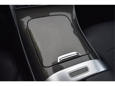 Mercedes-Benz C-Klasse 300 e AMG Line 313 pk | NL-Auto | Trekhaak | Open dak | Virtual cockpit | Camera | Carplay | Sfeerverlichting | Full LED | LM-Velgen | NAP