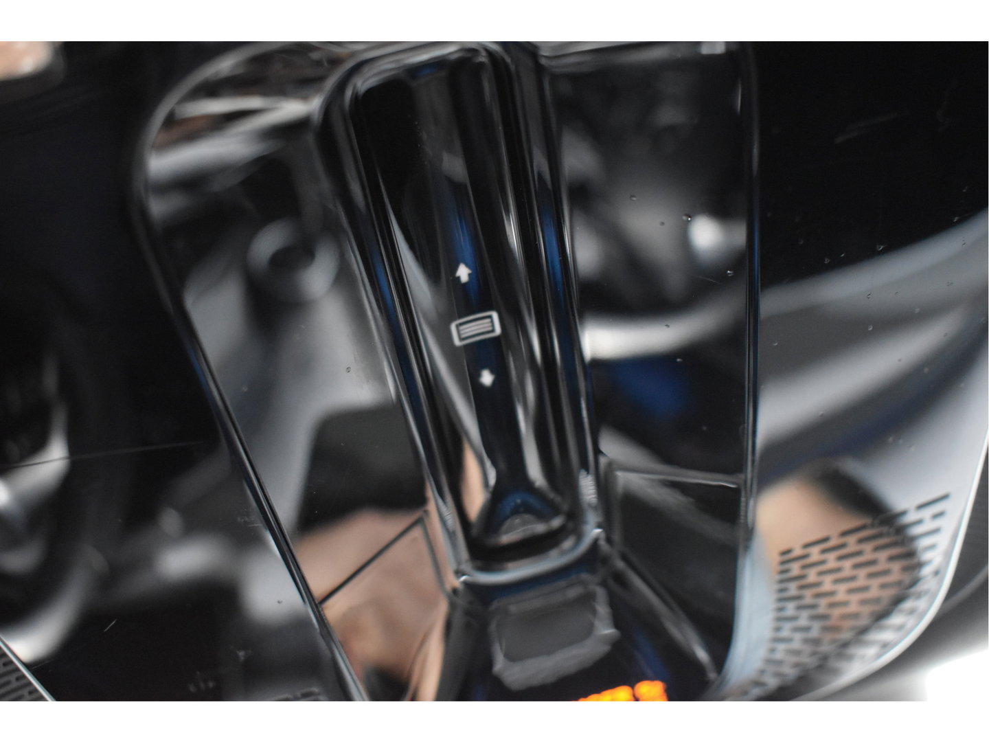 Mercedes-Benz C-Klasse 300 e AMG Line 313 pk | NL-Auto | Trekhaak | Open dak | Virtual cockpit | Camera | Carplay | Sfeerverlichting | Full LED | LM-Velgen | NAP