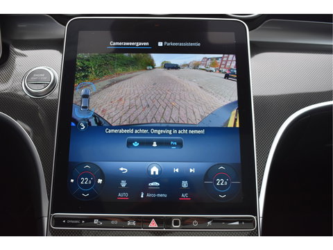 Mercedes-Benz C-Klasse 300 e AMG Line 313 pk | NL-Auto | Trekhaak | Open dak | Virtual cockpit | Camera | Carplay | Sfeerverlichting | Full LED | LM-Velgen | NAP