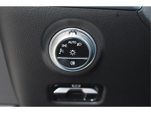 Mercedes-Benz C-Klasse 300 e AMG Line 313 pk | NL-Auto | Trekhaak | Open dak | Virtual cockpit | Camera | Carplay | Sfeerverlichting | Full LED | LM-Velgen | NAP