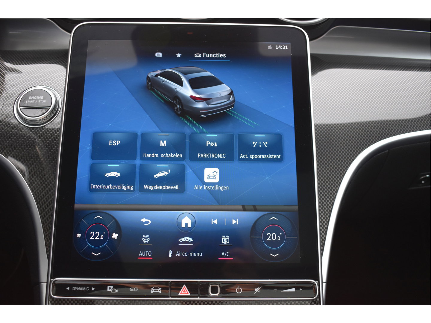 Mercedes-Benz C-Klasse 300 e AMG Line 313 pk | NL-Auto | Trekhaak | Open dak | Virtual cockpit | Camera | Carplay | Sfeerverlichting | Full LED | LM-Velgen | NAP