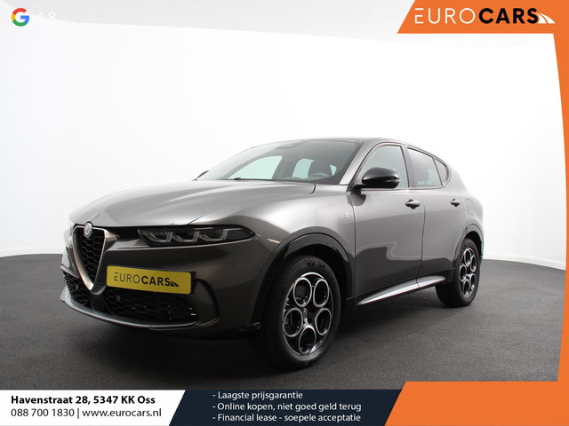 Alfa Romeo Tonale - 1.3T PHEV Ti Automaat 280 PK Climate control Adaptieve cruise control Parkeersensoren achter Camera Sfeerverlichting Navigatie Apple Carplay/ Android Auto