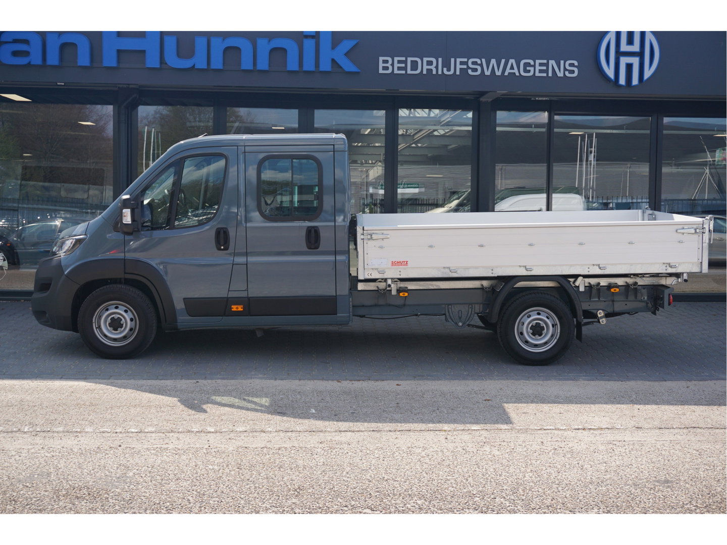Fiat Ducato 35 Maxi DOKA 180PK 3-Zijdige Kipper AUT 10" Scherm, Navi, Climate, Camera!! NR. K01*