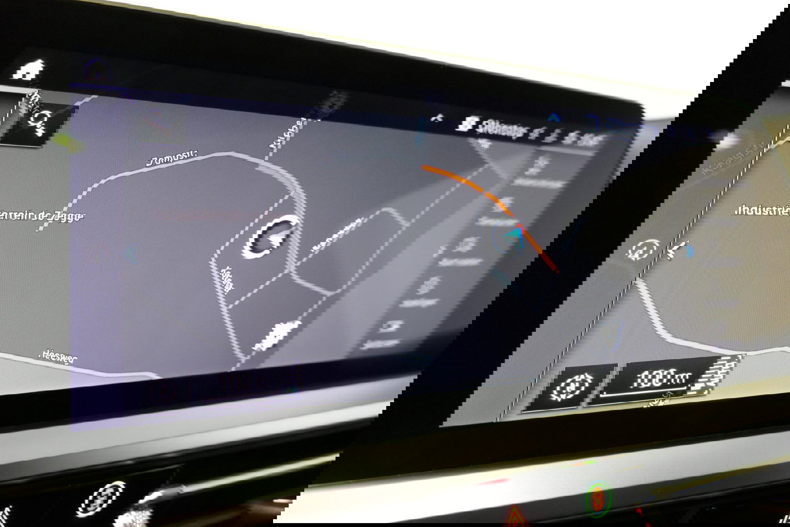 BMW 3 Serie Touring 330e xDrive M Sport / M340i Diffuser /  Black Diamond M grille / M340i M Sport bumper pakket / BMW Laser Light / Panoramadak / Premium kleur Dravitgrau / Elektr. verstelbare voorstoelen links met memory / Apple Carplay - Android Auto / Stoelverwar