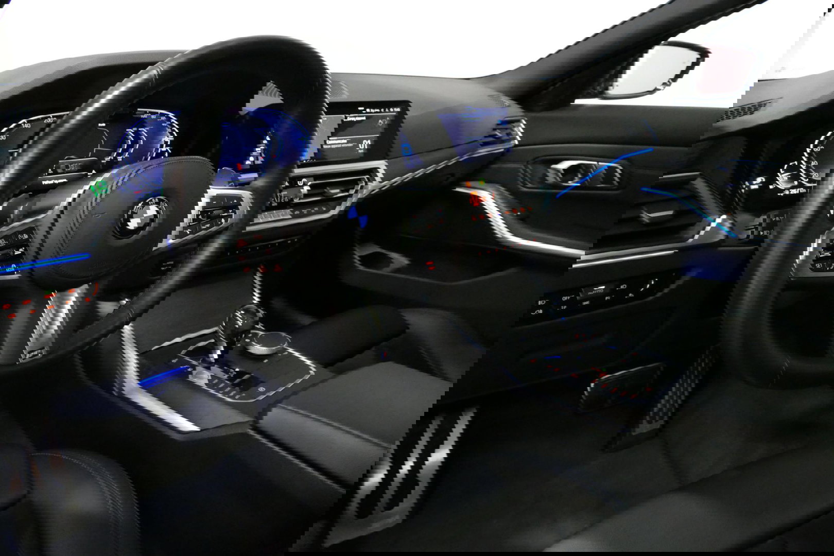 BMW 3 Serie Touring 330e xDrive M Sport / M340i Diffuser /  Black Diamond M grille / M340i M Sport bumper pakket / BMW Laser Light / Panoramadak / Premium kleur Dravitgrau / Elektr. verstelbare voorstoelen links met memory / Apple Carplay - Android Auto / Stoelverwar