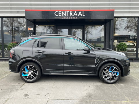 Lynk & Co 01 Zwarte Hemel|Pano|BTW|Infinity|Memory|NL-Auto|ACC|Keyless|Carplay|Stoelverwarming|Camera