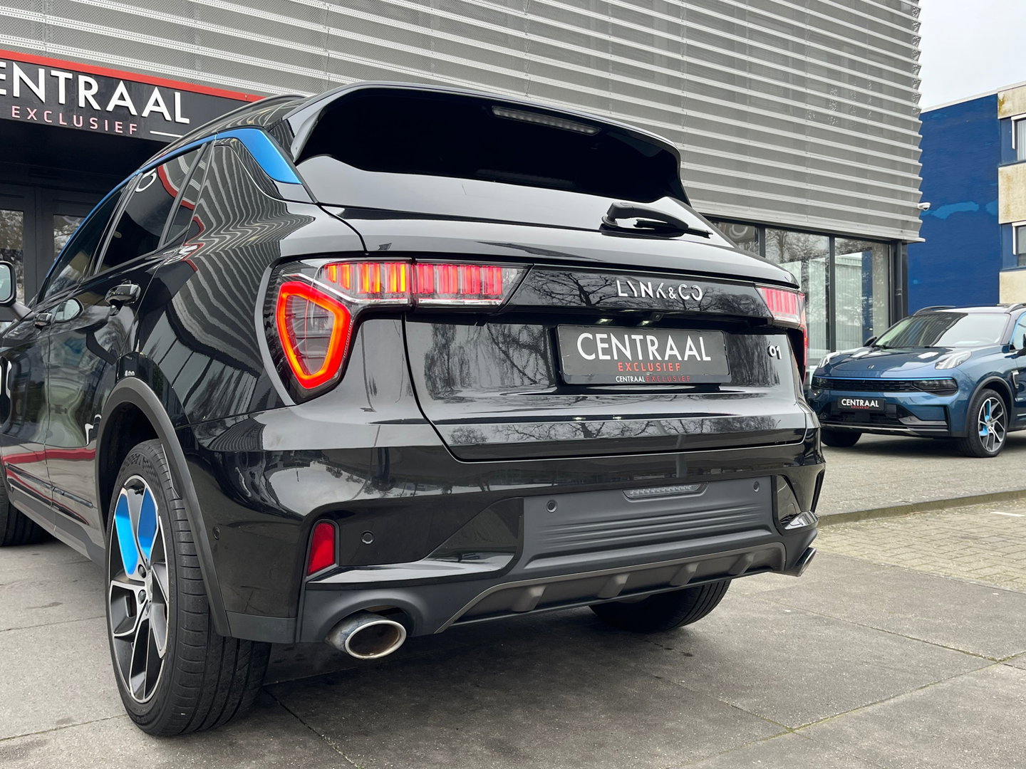 Lynk & Co 01 Zwarte Hemel|Pano|BTW|Infinity|Memory|NL-Auto|ACC|Keyless|Carplay|Stoelverwarming|Camera
