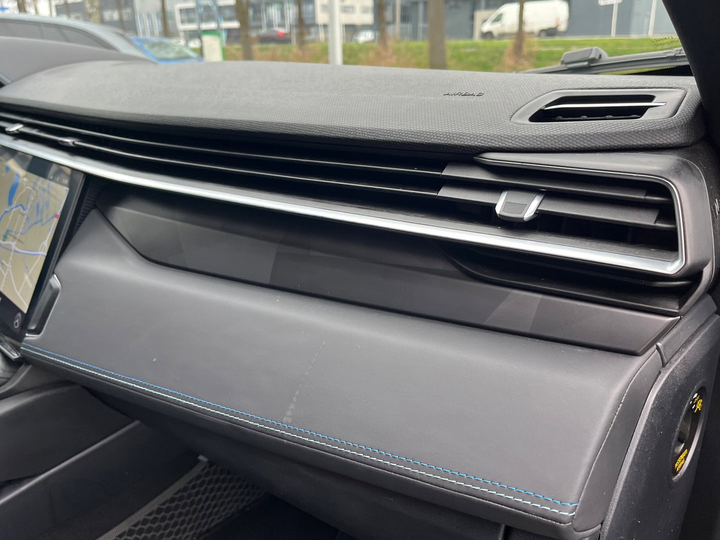 Lynk & Co 01 Zwarte Hemel|Pano|BTW|Infinity|Memory|NL-Auto|ACC|Keyless|Carplay|Stoelverwarming|Camera