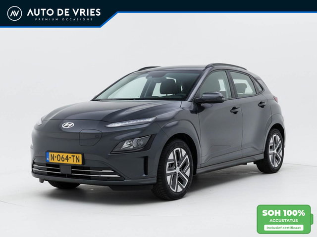Hyundai Kona - EV Fashion 64 kWh 3-Fase | SOH 100% | Nieuw model | Carplay | Virtual cockpit | Adaptive cruise