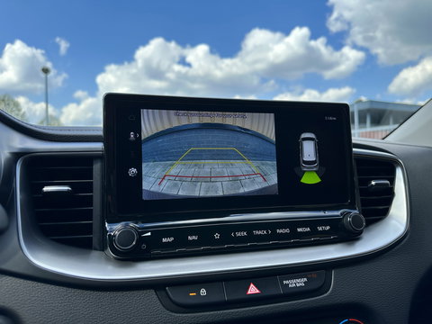 Kia Ceed 1.0 T-GDi DynamicLine | Cruise Control | Apple Carplay | Android Auto | Achteruitrijcamera | Parkeersensoren | Isofix | Led