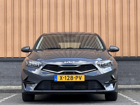 Kia Ceed 1.0 T-GDi DynamicLine | Cruise Control | Apple Carplay | Android Auto | Achteruitrijcamera | Parkeersensoren | Isofix | Led
