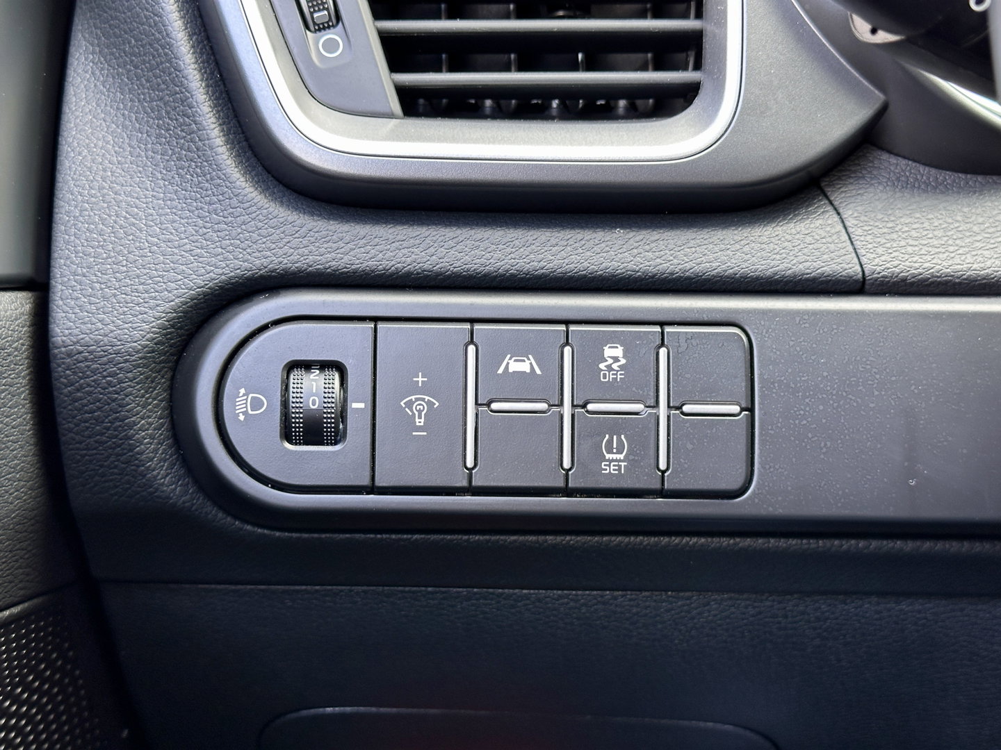 Kia Ceed 1.0 T-GDi DynamicLine | Cruise Control | Apple Carplay | Android Auto | Achteruitrijcamera | Parkeersensoren | Isofix | Led