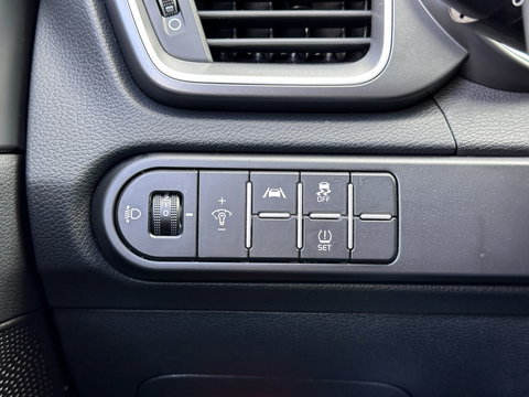 Kia Ceed 1.0 T-GDi DynamicLine | Cruise Control | Apple Carplay | Android Auto | Achteruitrijcamera | Parkeersensoren | Isofix | Led