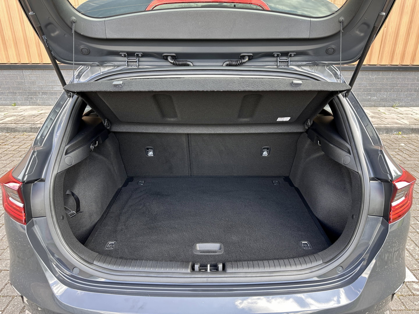 Kia Ceed 1.0 T-GDi DynamicLine | Cruise Control | Apple Carplay | Android Auto | Achteruitrijcamera | Parkeersensoren | Isofix | Led