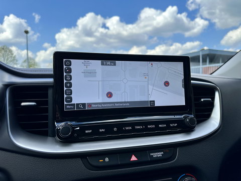 Kia Ceed 1.0 T-GDi DynamicLine | Cruise Control | Apple Carplay | Android Auto | Achteruitrijcamera | Parkeersensoren | Isofix | Led
