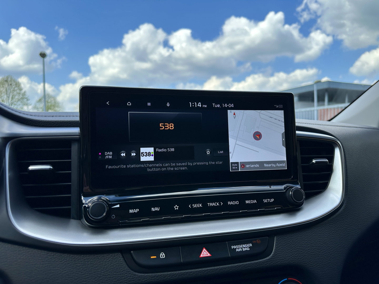 Kia Ceed 1.0 T-GDi DynamicLine | Cruise Control | Apple Carplay | Android Auto | Achteruitrijcamera | Parkeersensoren | Isofix | Led