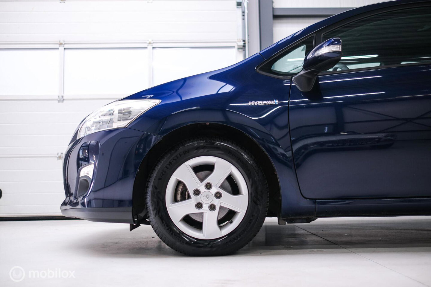 Toyota Auris 1.8 Full Hybrid Aspiration | Dealer onderhouden | 2e eig | NL auto NAP | Trekhaak | Automaat | Rijklaarprijs |