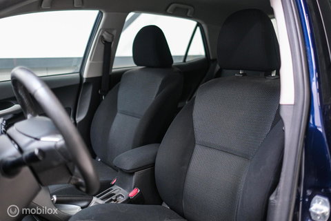 Toyota Auris 1.8 Full Hybrid Aspiration | Dealer onderhouden | 2e eig | NL auto NAP | Trekhaak | Automaat | Rijklaarprijs |