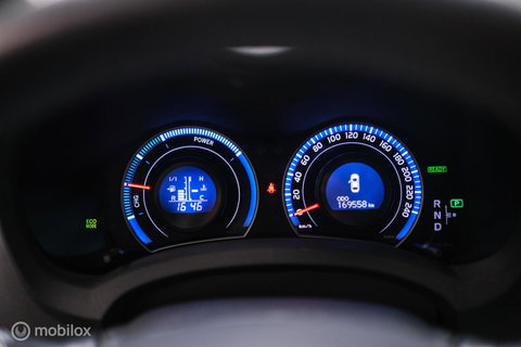 Toyota Auris 1.8 Full Hybrid Aspiration | Dealer onderhouden | 2e eig | NL auto NAP | Trekhaak | Automaat | Rijklaarprijs |