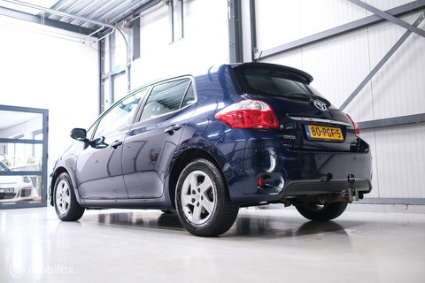 Toyota Auris 1.8 Full Hybrid Aspiration | Dealer onderhouden | 2e eig | NL auto NAP | Trekhaak | Automaat | Rijklaarprijs |