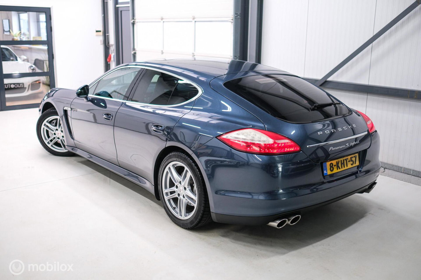 Porsche Panamera 3.0 S Hybrid | Yachting Blue | Executive Rear Seat | youngtimer | winter + zomerset | uniek | Blauw interieur |