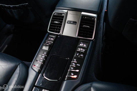 Porsche Panamera 3.0 S Hybrid | Yachting Blue | Executive Rear Seat | youngtimer | winter + zomerset | uniek | Blauw interieur |