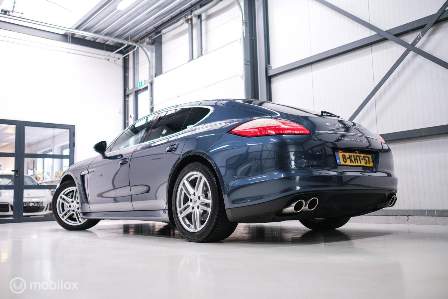 Porsche Panamera 3.0 S Hybrid | Yachting Blue | Executive Rear Seat | youngtimer | winter + zomerset | uniek | Blauw interieur |