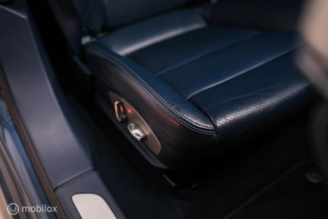 Porsche Panamera 3.0 S Hybrid | Yachting Blue | Executive Rear Seat | youngtimer | winter + zomerset | uniek | Blauw interieur |