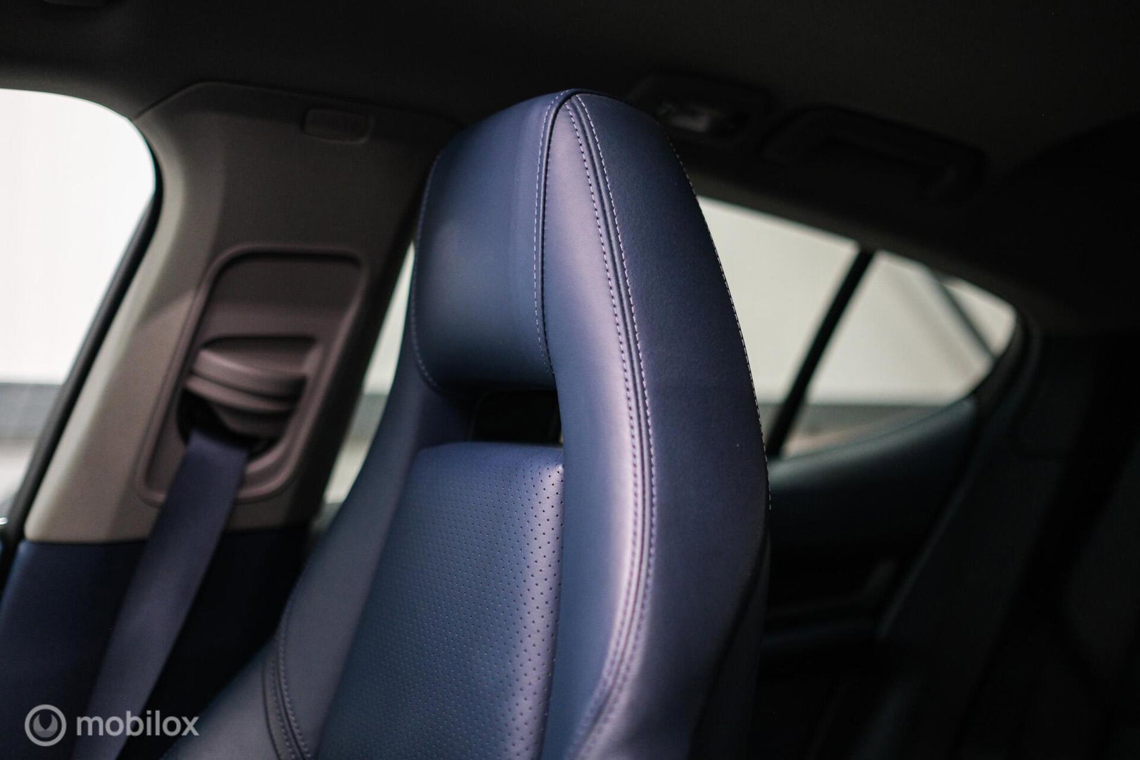 Porsche Panamera 3.0 S Hybrid | Yachting Blue | Executive Rear Seat | youngtimer | winter + zomerset | uniek | Blauw interieur |